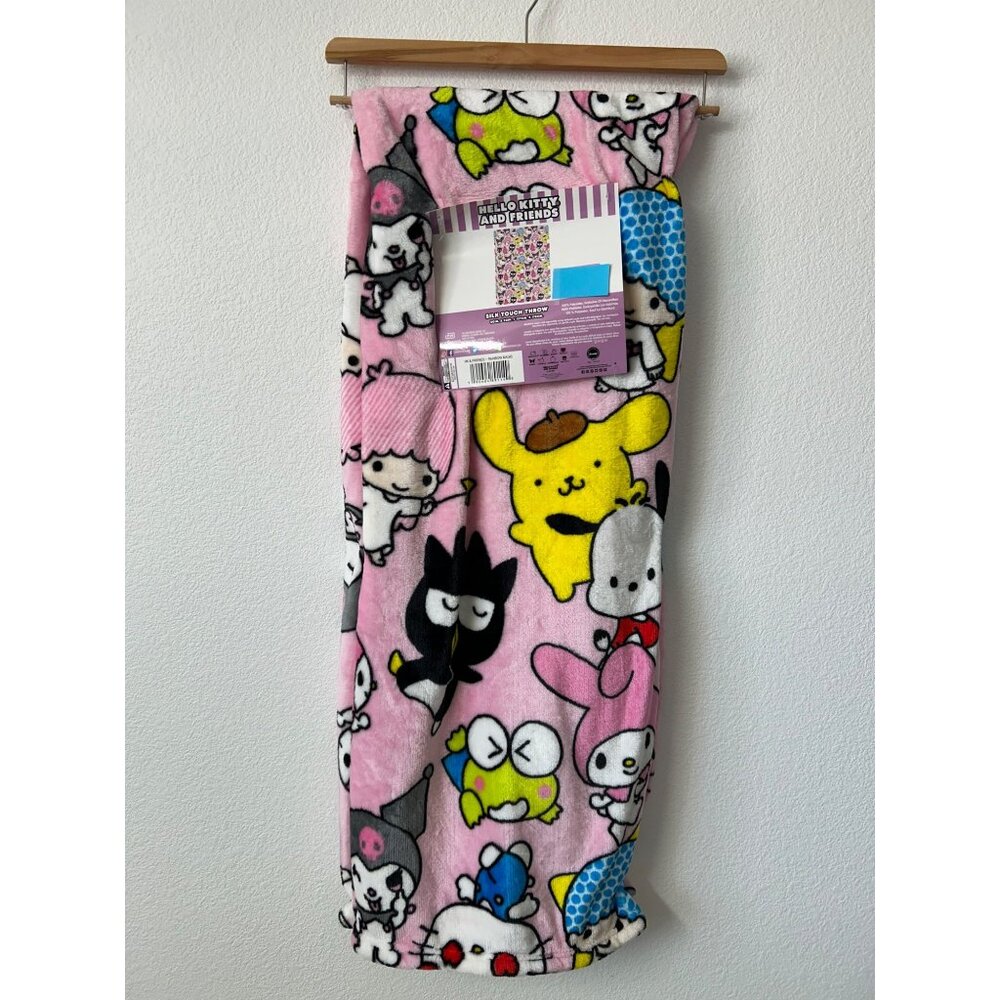 Hello Kitty And Friends Plush Throw Blanket 50" x 70" Pink